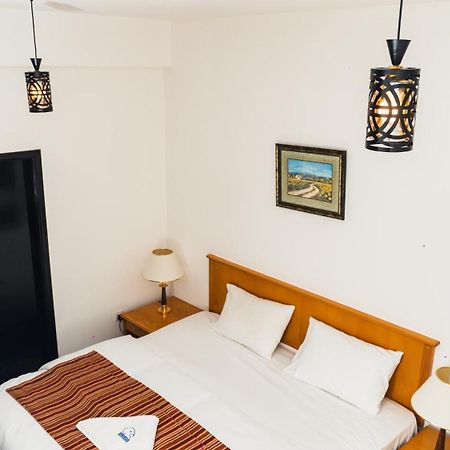 Pan Emirates Hotel Apartments 沙迦 外观 照片